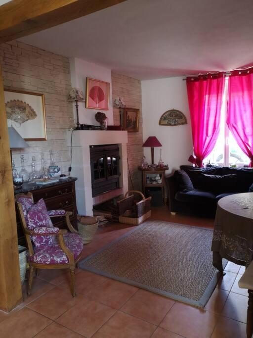 Au Coeur De Mortagne, Un Balcon Sur Le Perche Villa Exteriör bild